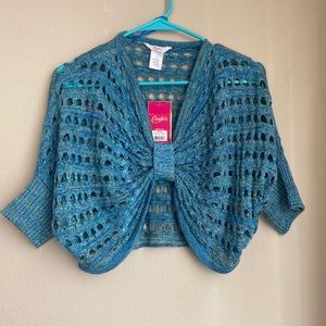 Candie’s cropped sweater top